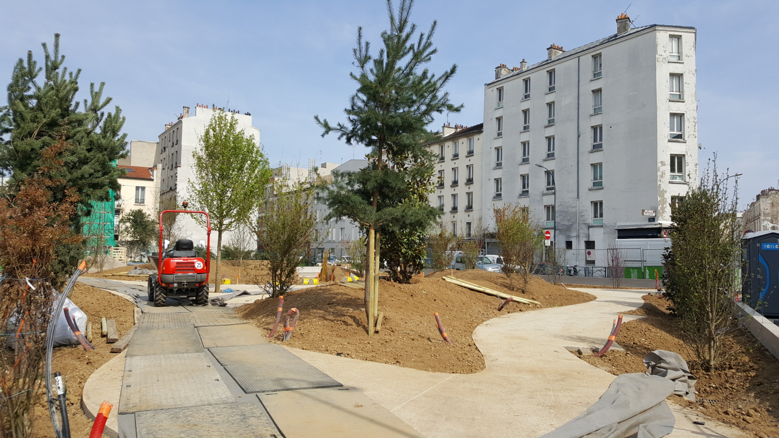 Avancement du chantier du square Sainte Marguerite à Pantin : les plantations prennent places !