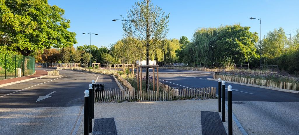 Espace publics Stade des Amandiers Carrières-sur-Seine 78